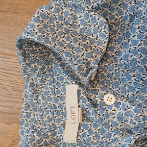XS Loft floral popover blouse